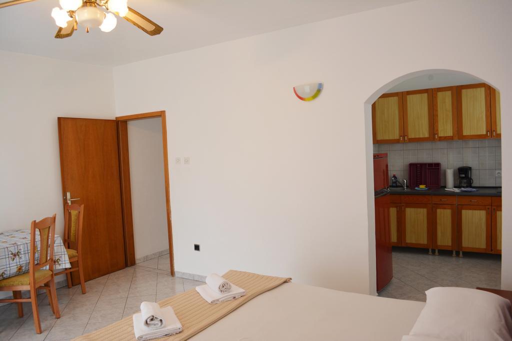 Suz-Ana Trogir Exterior foto