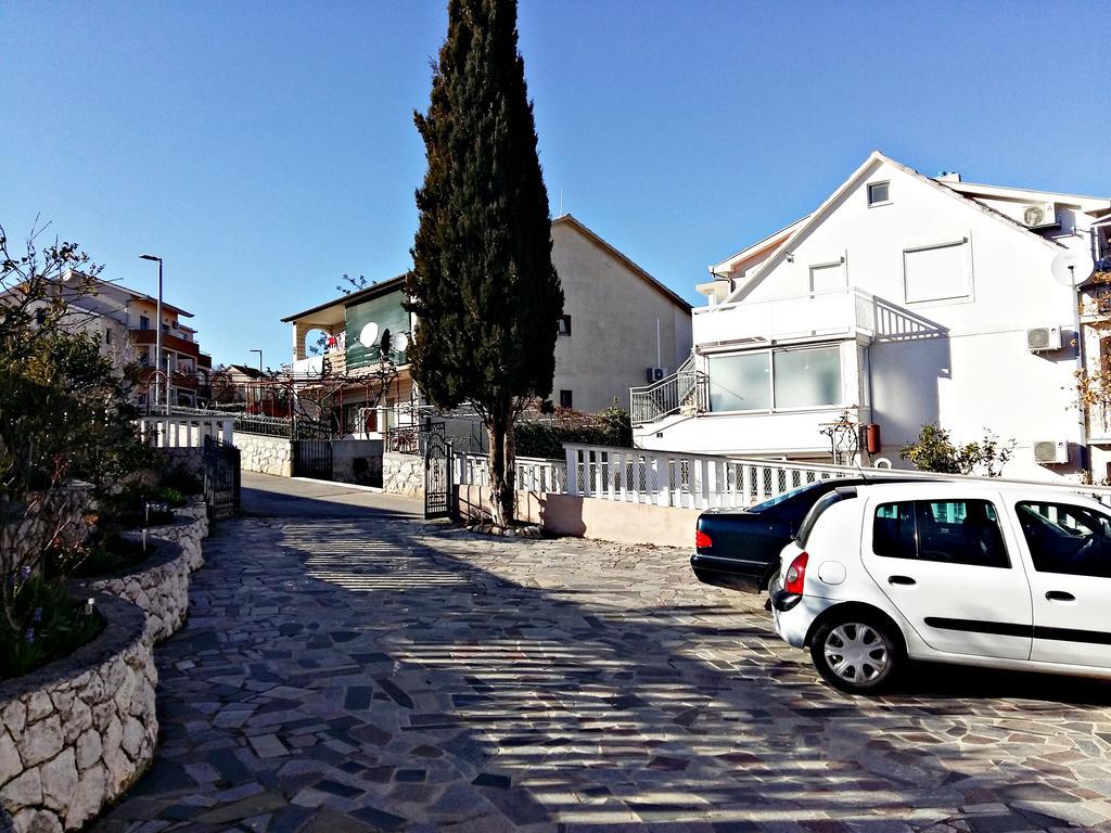 Suz-Ana Trogir Exterior foto